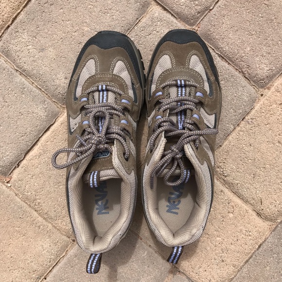 Nevados Womens Low Hiking Shoes NEW Size 9.5 Brown Boomerang ll Style V4088W - Picture 3 of 11
